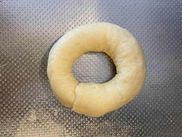 クミン；ベーグル成型ドーナツ状に成型